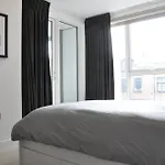 Modern 1Bd Flat W Balcony Heart Of Brixton