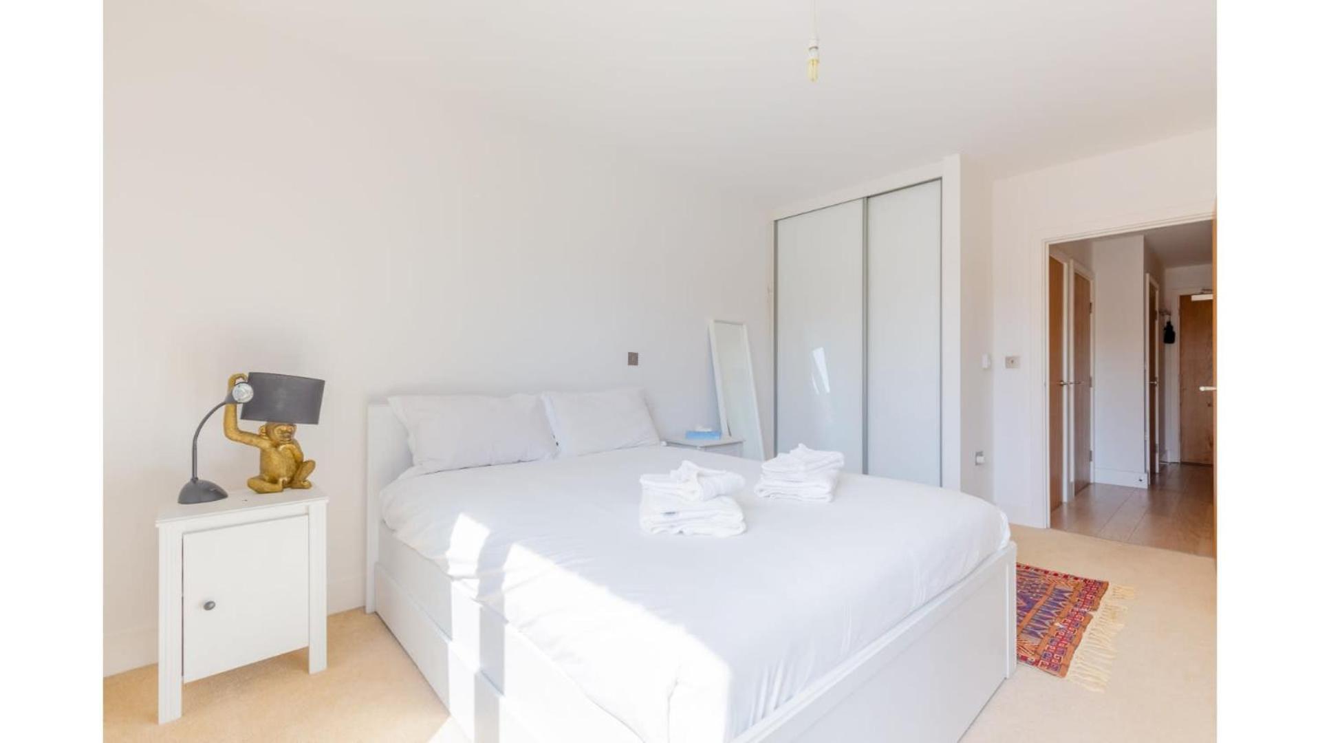 Modern 1bd Flat W Balcony Heart Of Brixton *