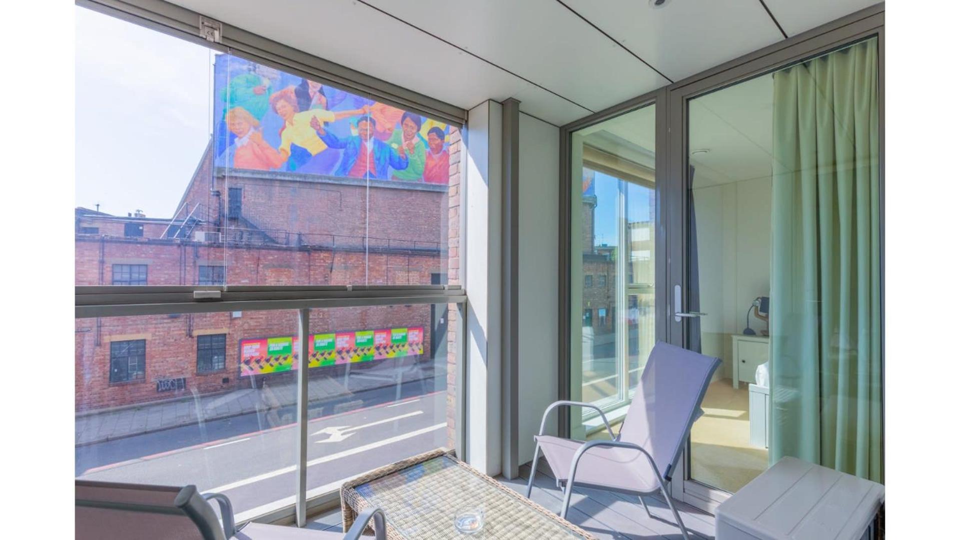 Modern 1bd Flat W Balcony Heart Of Brixton Apartment